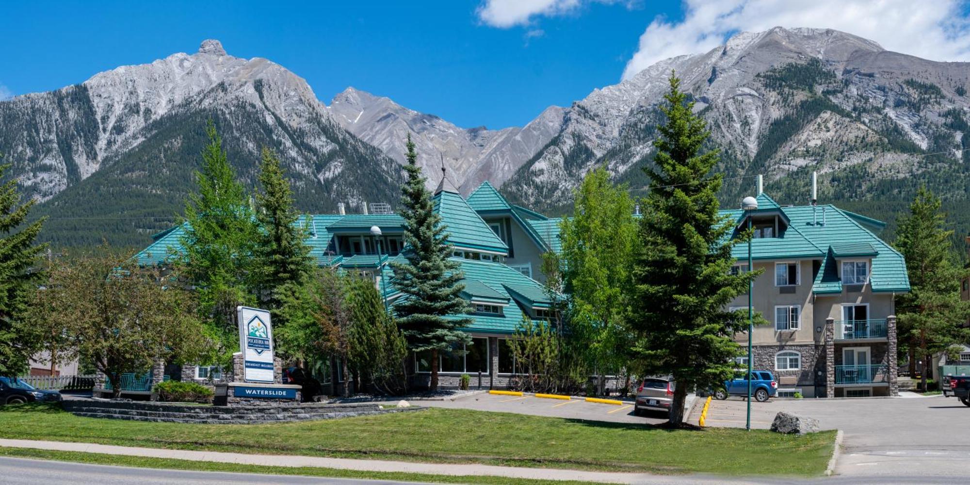Pocaterra Inn & Waterslide Canmore Dış mekan fotoğraf
