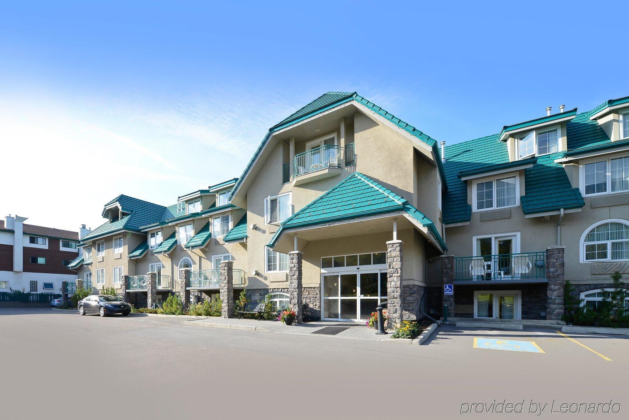 Pocaterra Inn & Waterslide Canmore Dış mekan fotoğraf