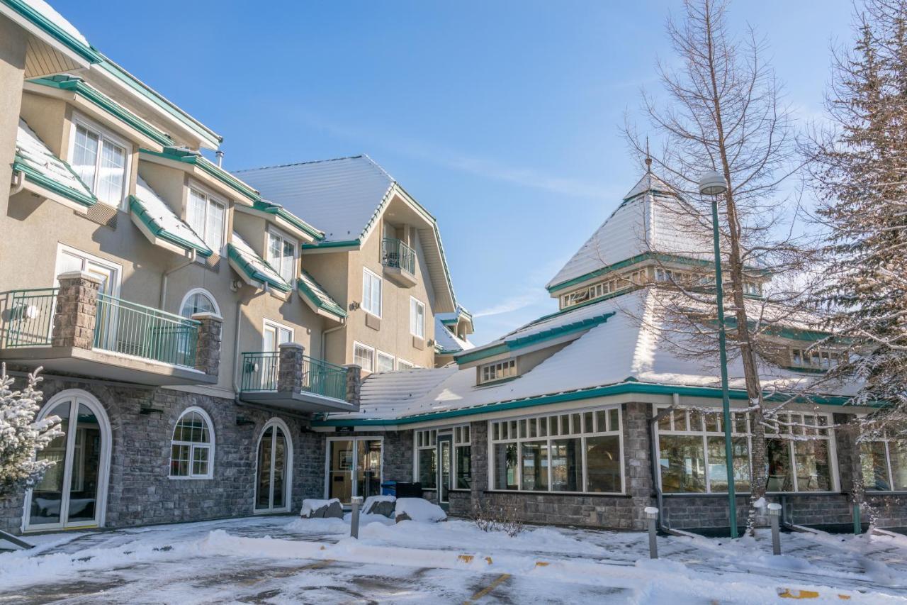 Pocaterra Inn & Waterslide Canmore Dış mekan fotoğraf